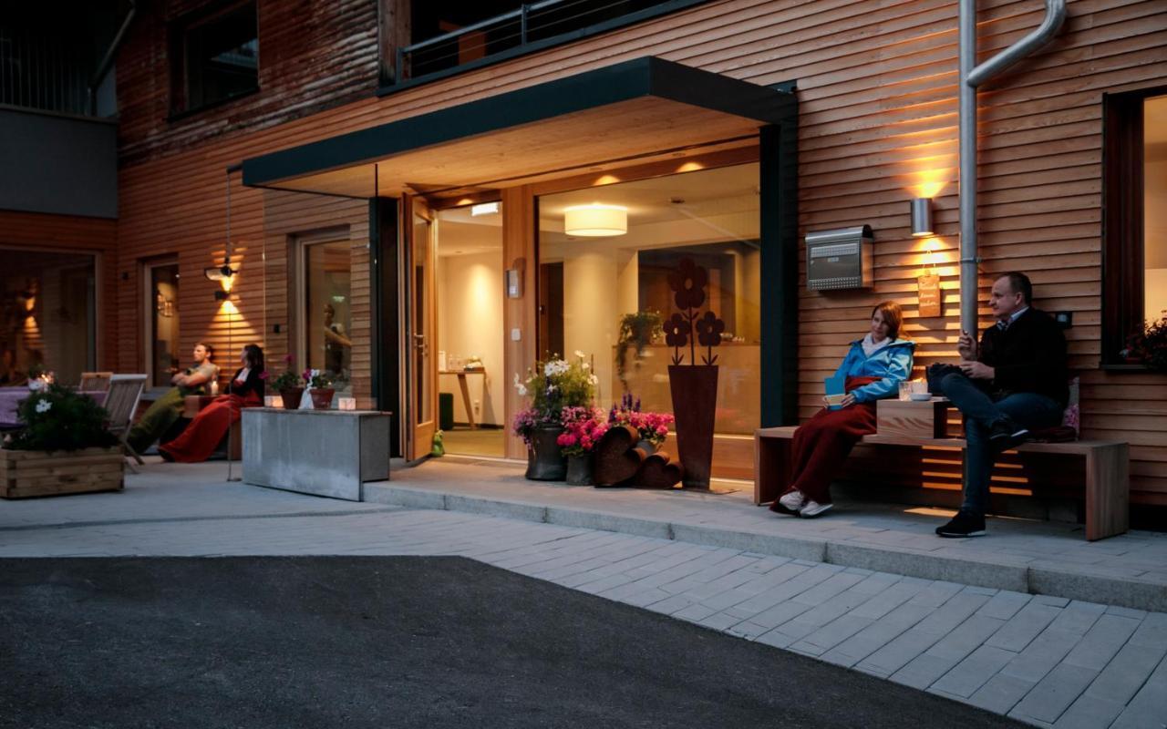 Hotel Staefeli เลคอัมอาร์ลแบร์ก ภายนอก รูปภาพ