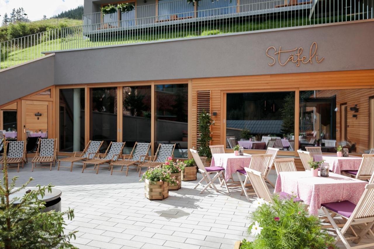 Hotel Staefeli เลคอัมอาร์ลแบร์ก ภายนอก รูปภาพ