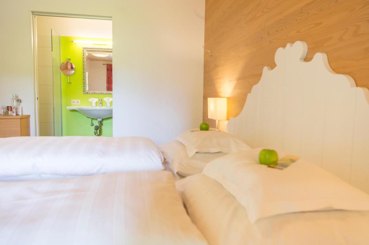 Hotel Staefeli เลคอัมอาร์ลแบร์ก ภายนอก รูปภาพ