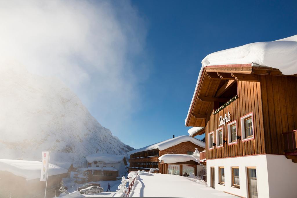 Hotel Staefeli เลคอัมอาร์ลแบร์ก ภายนอก รูปภาพ
